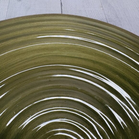 Tabletops RUSTICO OLIVE Green Hand Painted Swirl Stoneware Dinner Plates Set 2 - Picture 8 of 15